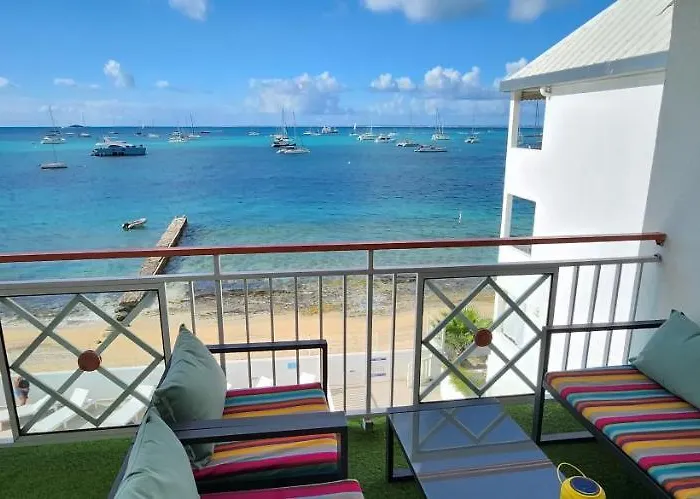 Beau Duplex Vue Mer Avec Piscine Et Acces Plage